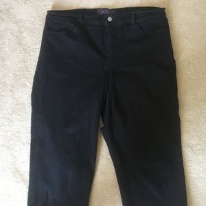 16 Gloria Vanderbilt Capris w/Decorated Ankles